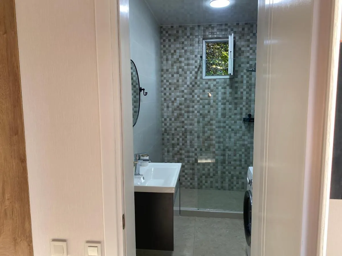 Orange Villa Гонио